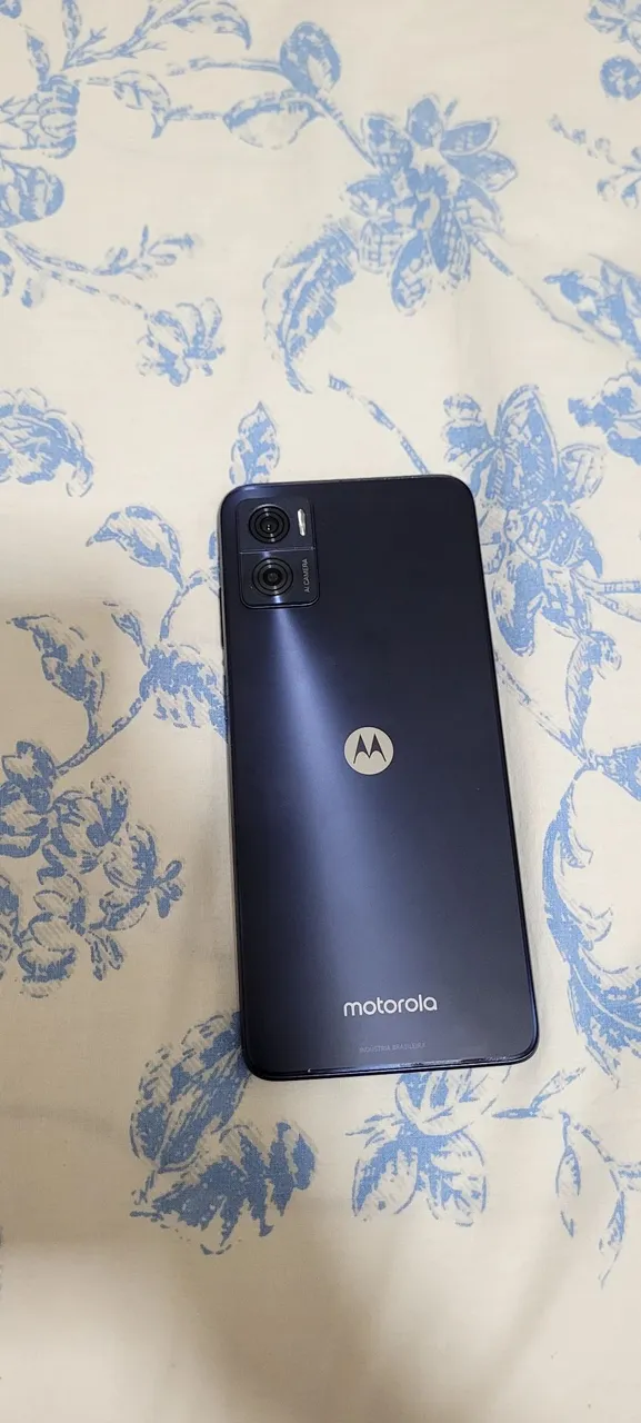 Moto E 22 pouquíssimo uso