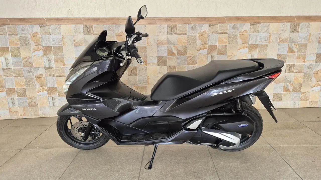 VENDO MOTO HONDA PCX 160 2024 - Foto 3