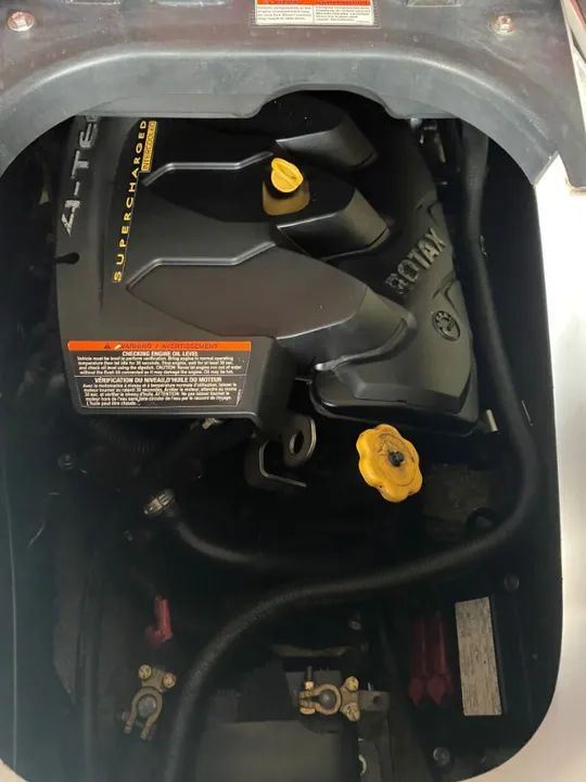 Moto aquática Seadoo - Jetski - bom estado de conservação - venda por motivo de viagem - Foto 2