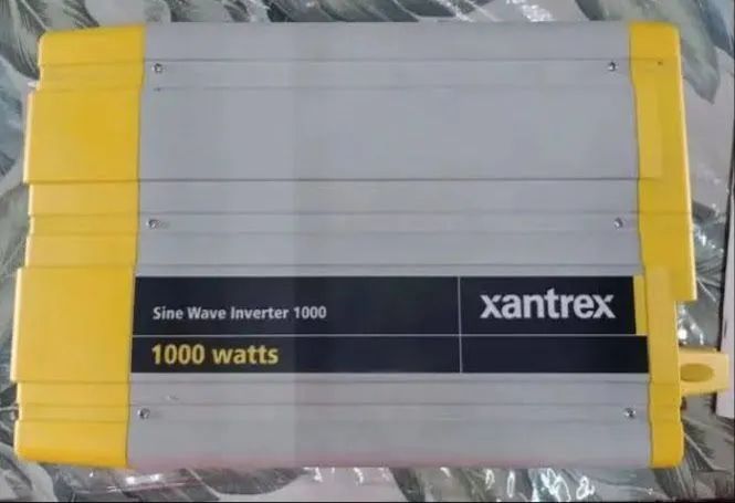 Inversor de Onda Senoidal Xantrex 1000 Watts