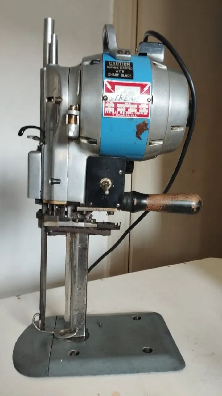 MAQUINA DE CORTE 8 POLEGADAS EASTMAN 
