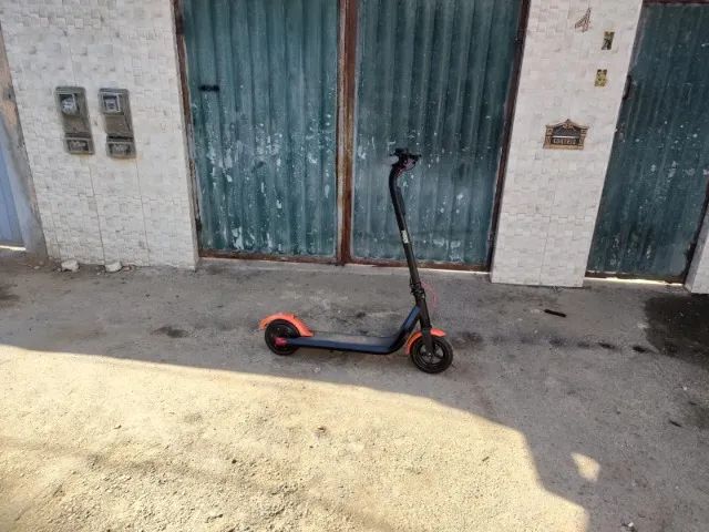 Patinete Elétrico bem conservado Toda Bom  - Foto 3