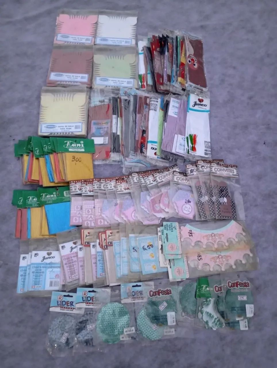 20 mil produtos de papelaria, descartáveis e aviamento - Foto 6