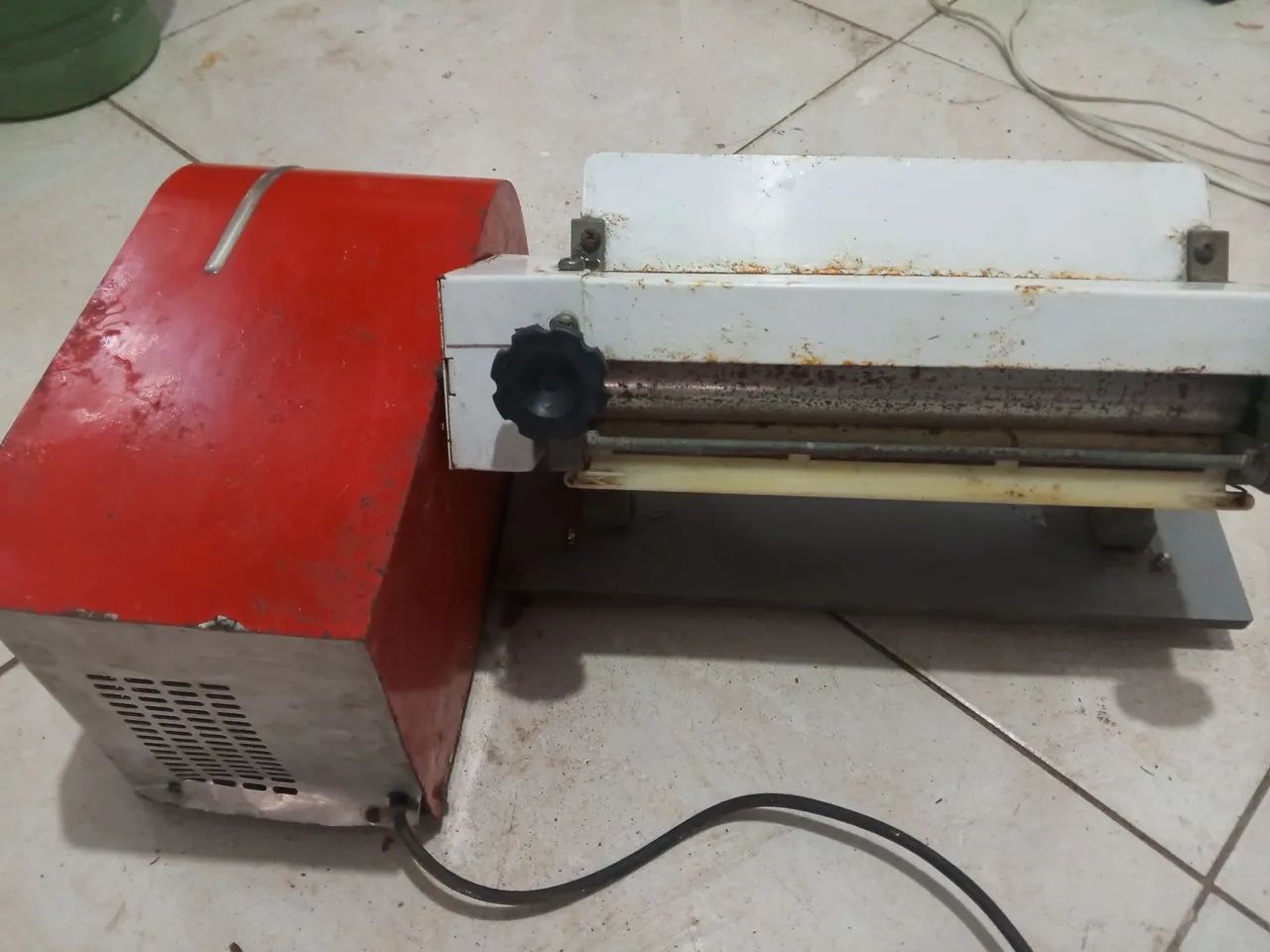 Cilindro rolo mecânico com motor para massas - Foto 5