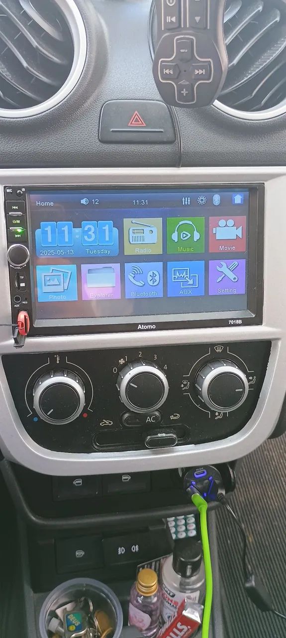 Som automotivo Atomo 7018B