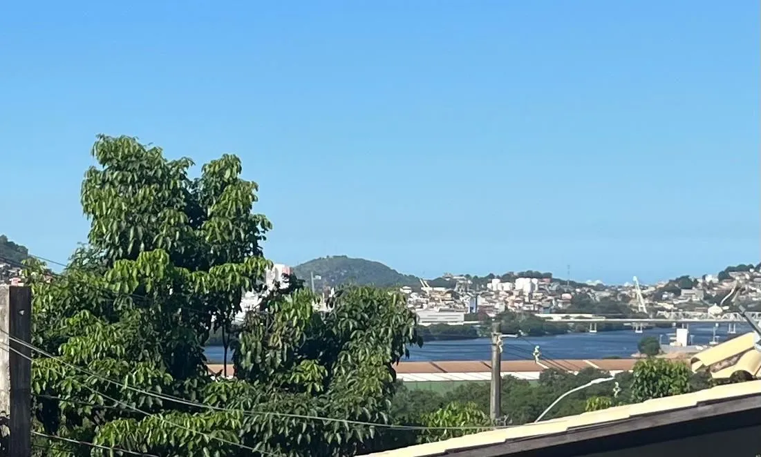 TERRENO COM VISTA PRIVILEGIADA,LOTEAMENTO VISTA DE VITORIA<br>A BAÍA DE VITÓRIA