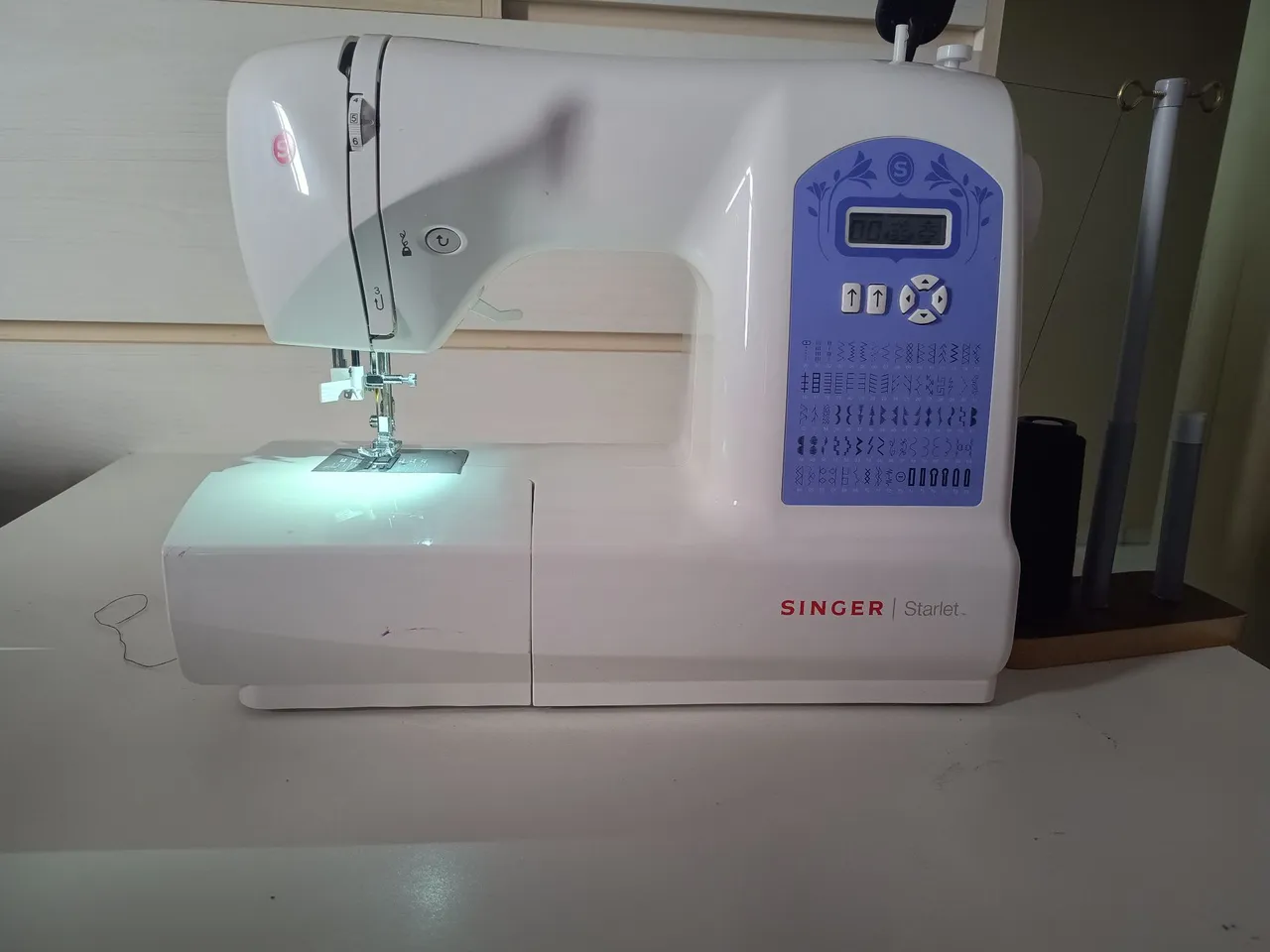 Máquina de Costura Singer Starlet