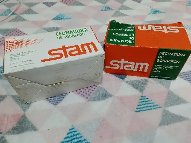 2 Fechaduras com 9 cópias tetra Stam