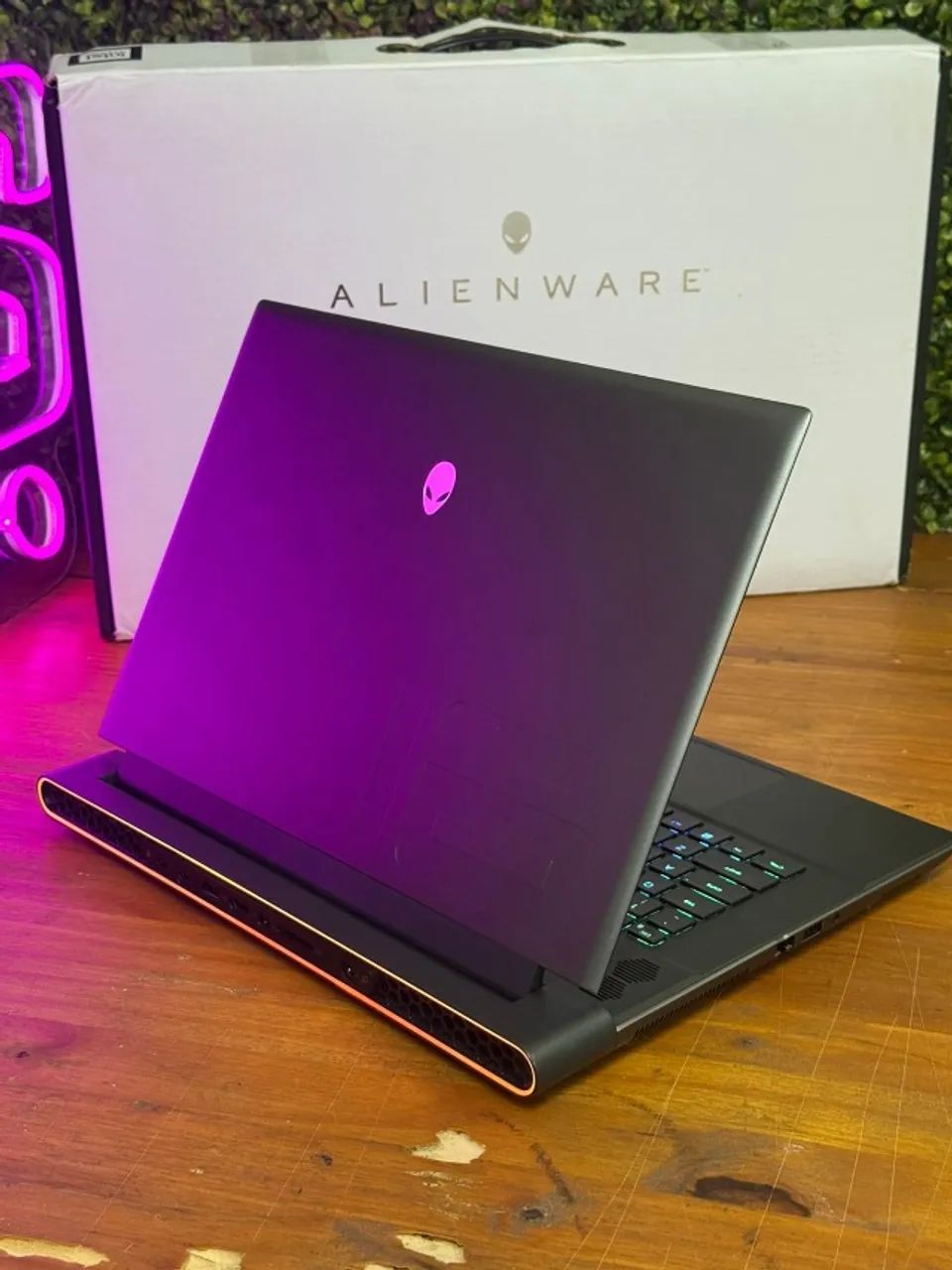 Alienware M16 R1 i7 - 4070 - Foto 3