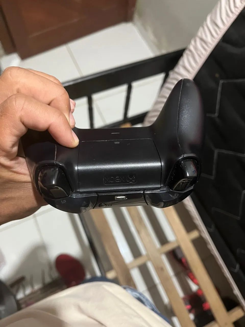 Controle Xbox One Preto - Foto 2