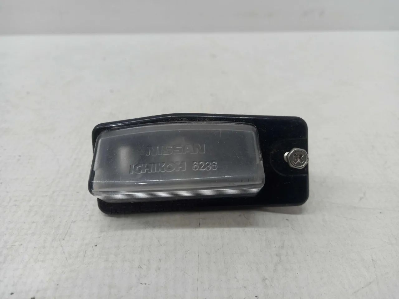 Luz Placa Nissan Sentra 2008/2009 Original Usado