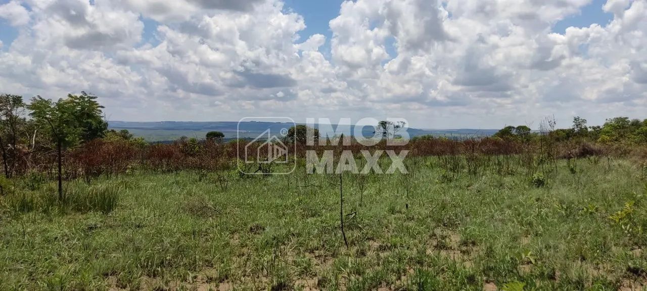 Chácara a venda NR Euller Paranhos - terra nua - 28000 m² - com nascente - Escriturada e R - Foto 10
