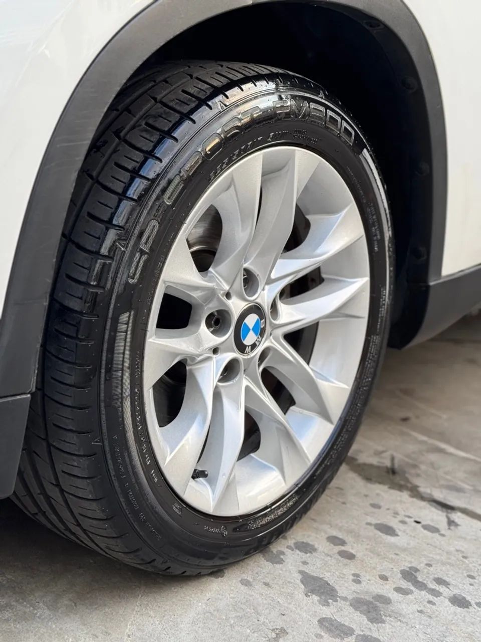 BMW X1 interior Claro  - Foto 5