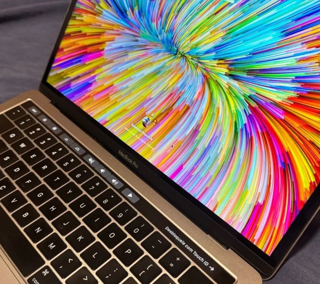 macbook pro 13 2019