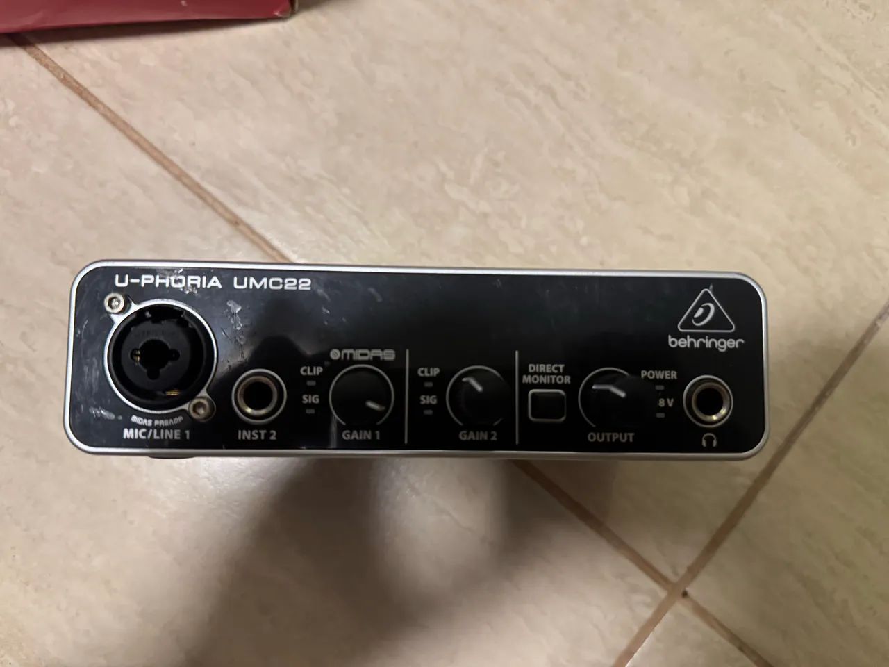 Interface de áudio behringer UMC22 - Foto 2