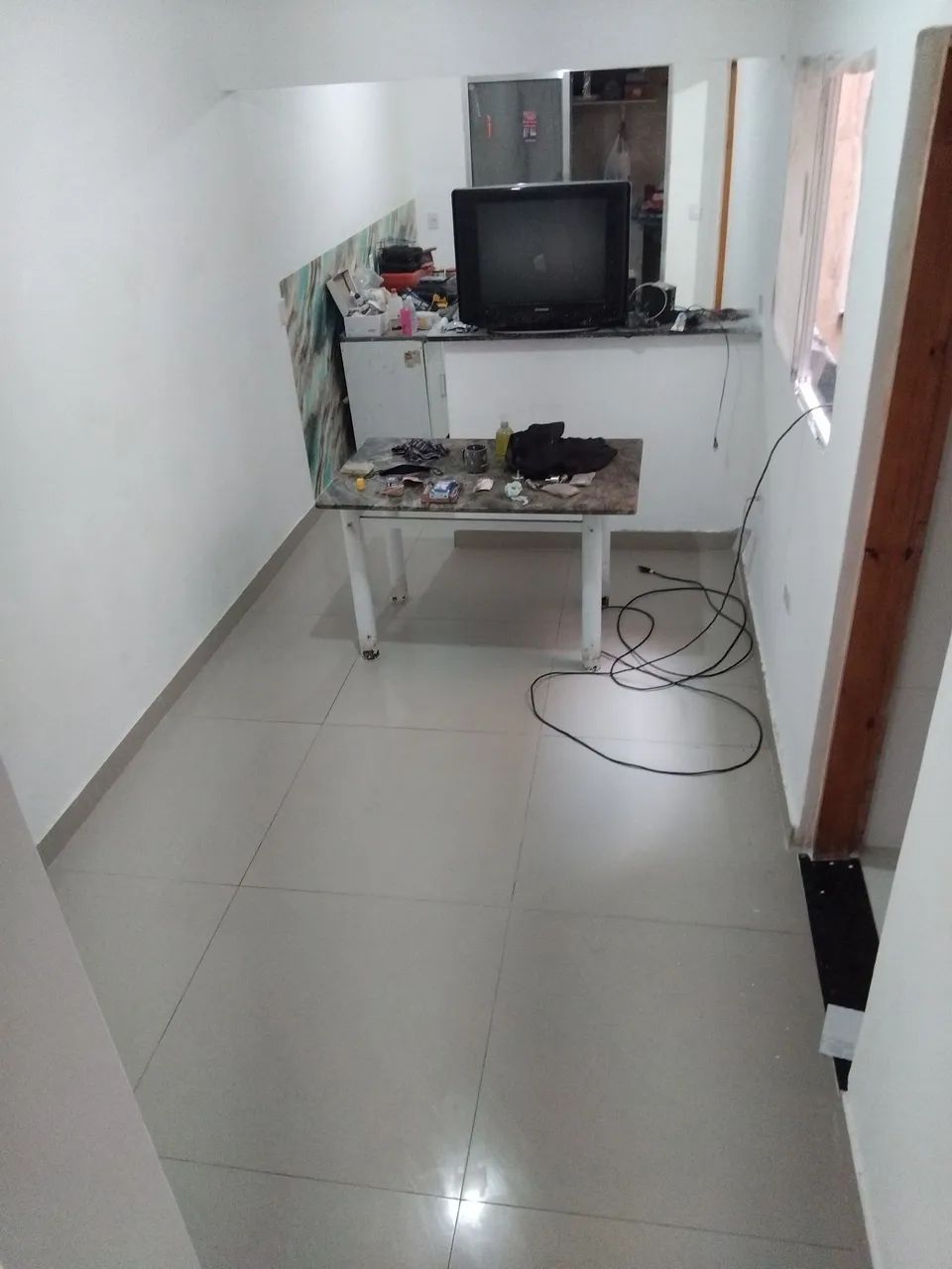 Aluga Casa com 4 cômodos  - Foto 2
