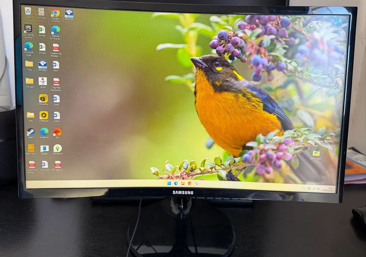 Monitor curvo Samsung 24 polegadas - Foto 3