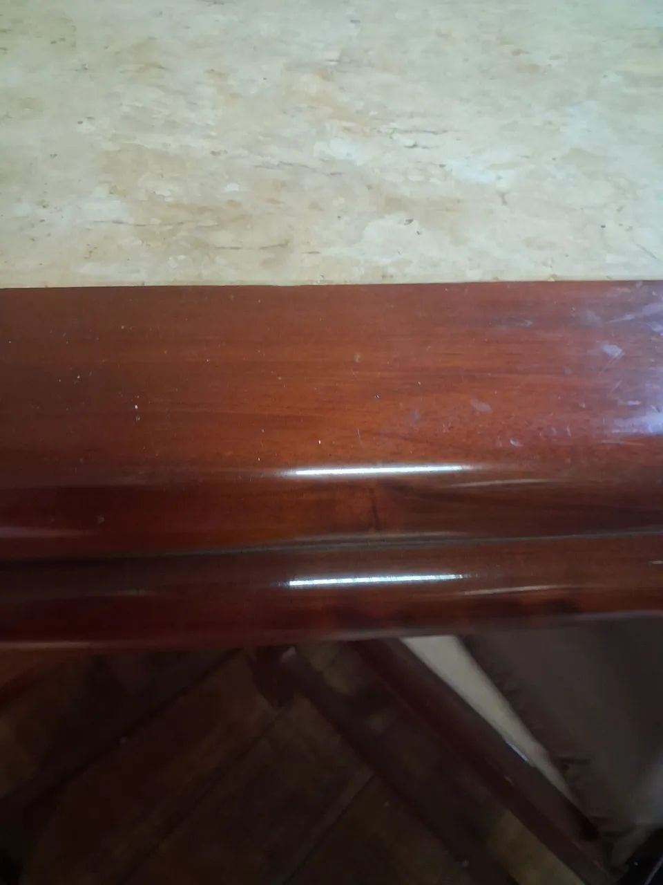 Mesa com 4 cadeiras td em madeira  - Foto 3