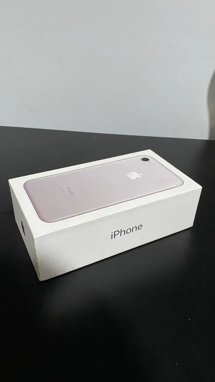 Caixa original iphone 7 - completa com berço - Foto 2