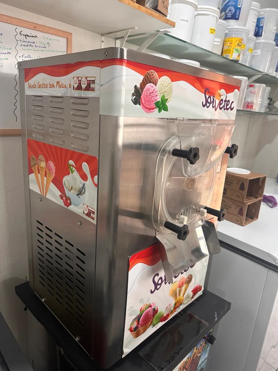 Máquina de sorvete Sorvetec profissional 20/h