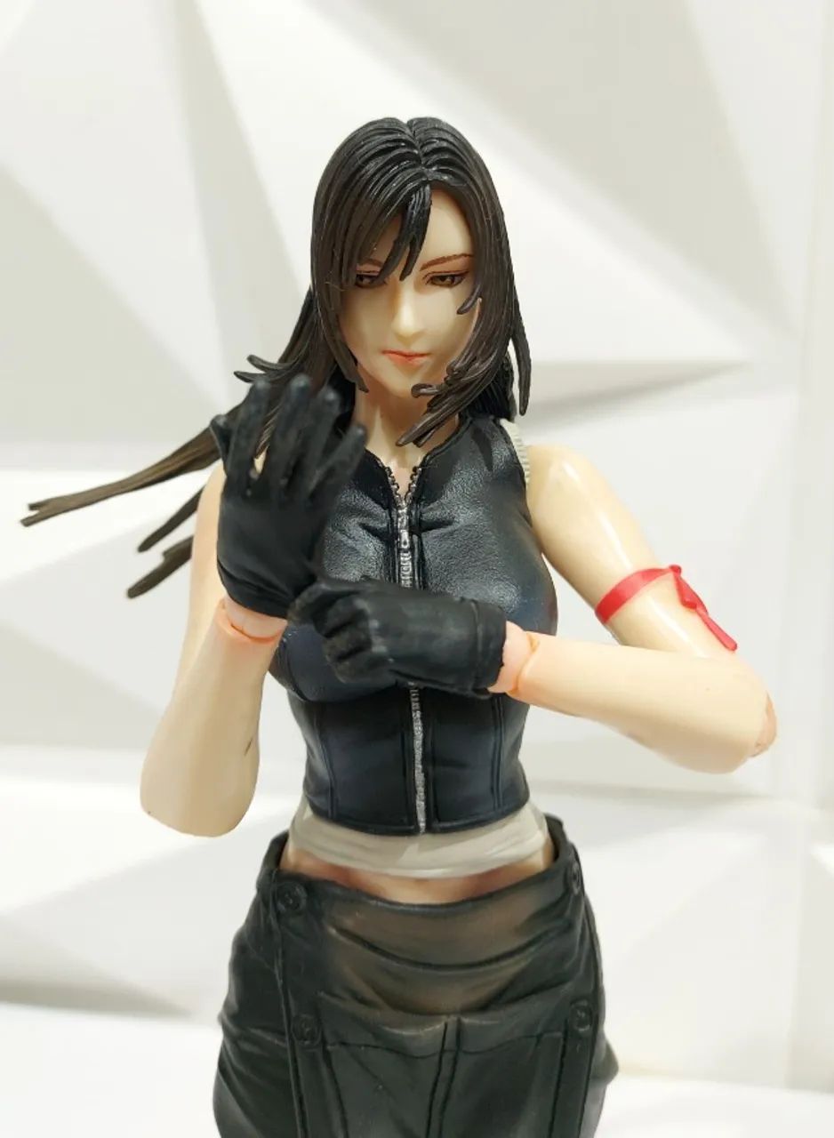Tifa Lockhart Final Fantasy Vii Advent Children Play Arts Kai