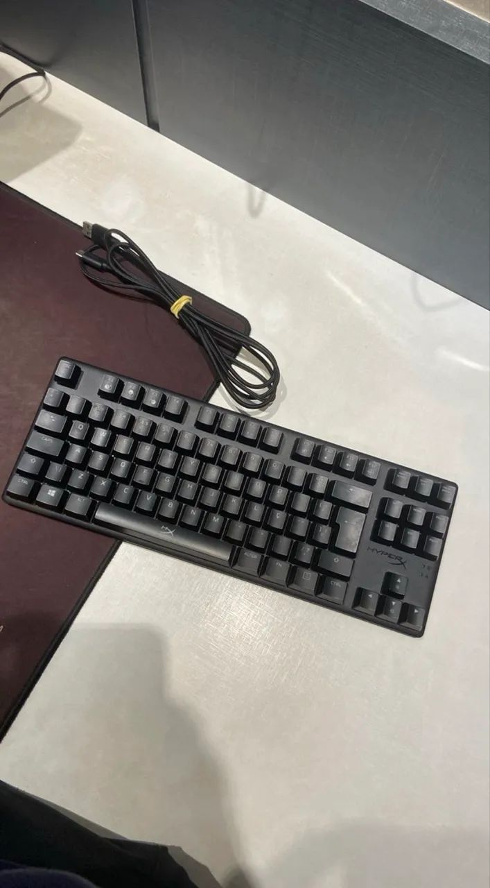 Teclado Hyper X Alloy Origins Core Switch Red