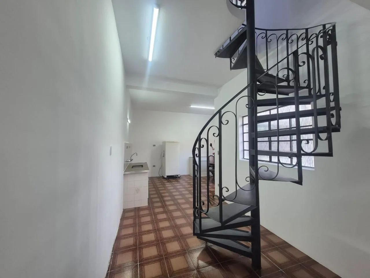 Casa sobrado reformado e pronto pra morar - Foto 4