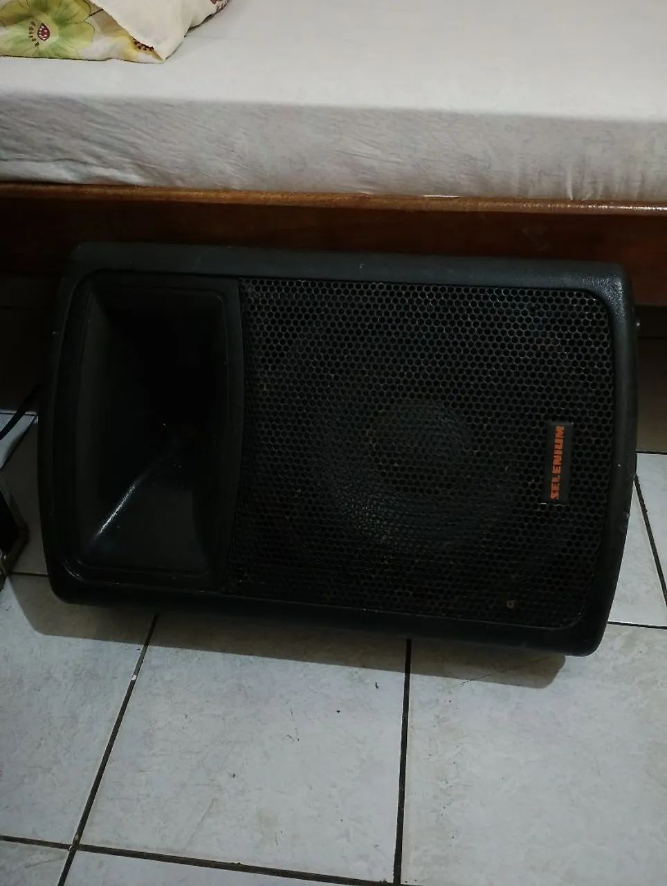 Subwoofer ativo e caixa passiva - Foto 2