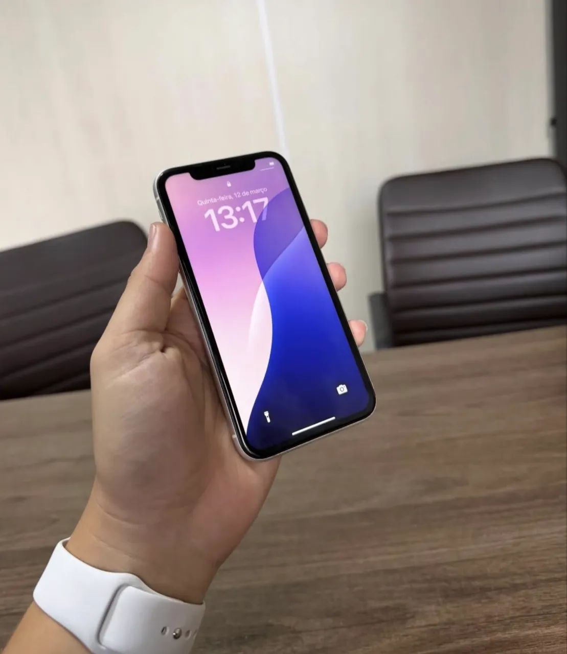 iPhone 11 128G semi novo  - Foto 2