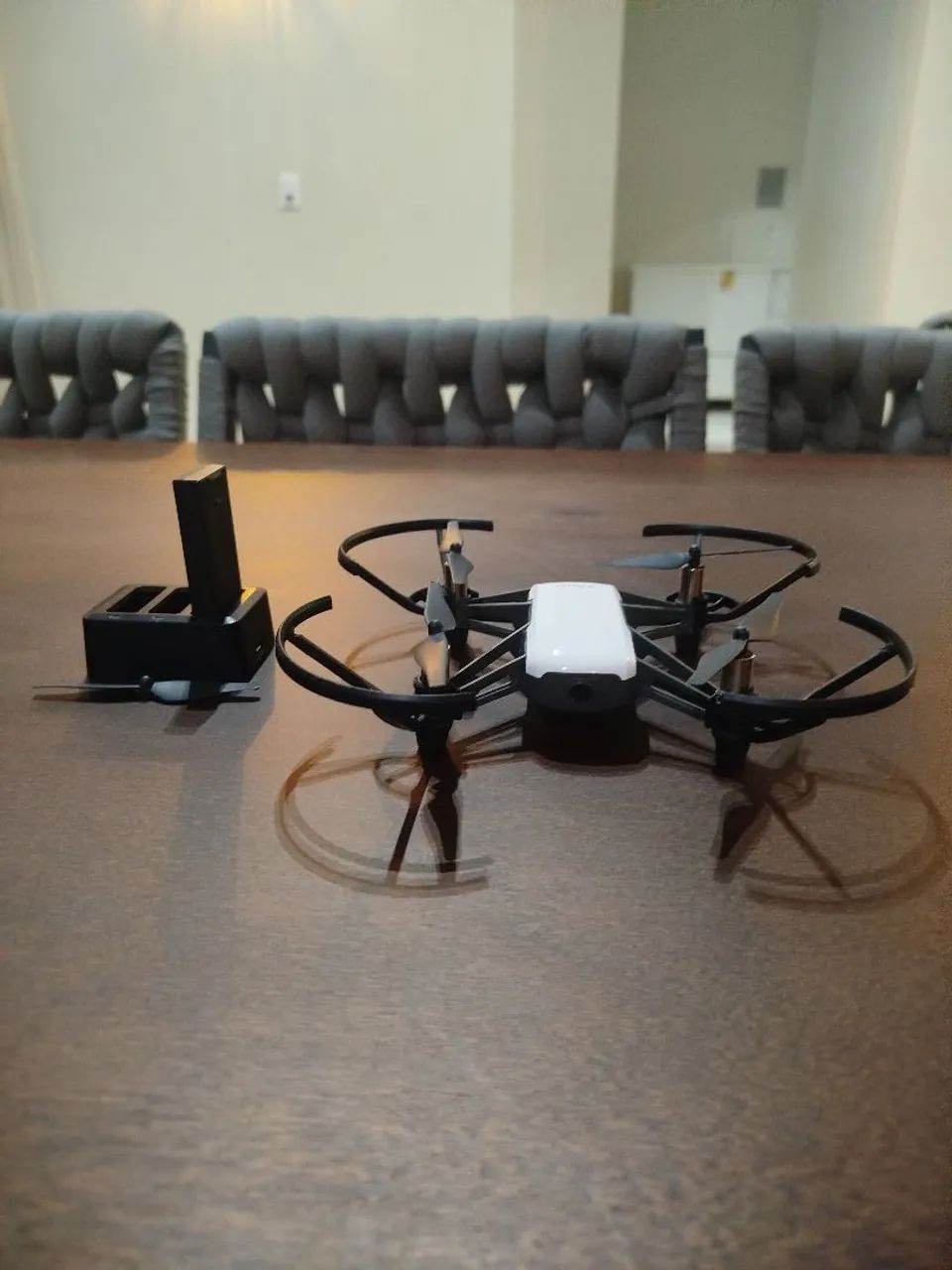 DRONE TELLO  DJI MINI + 1 BATERIA E SUPORTE PARA CARREGAR  - Foto 2