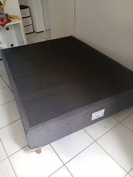Base de Cama - 1 Ano de Uso, Super Conservada