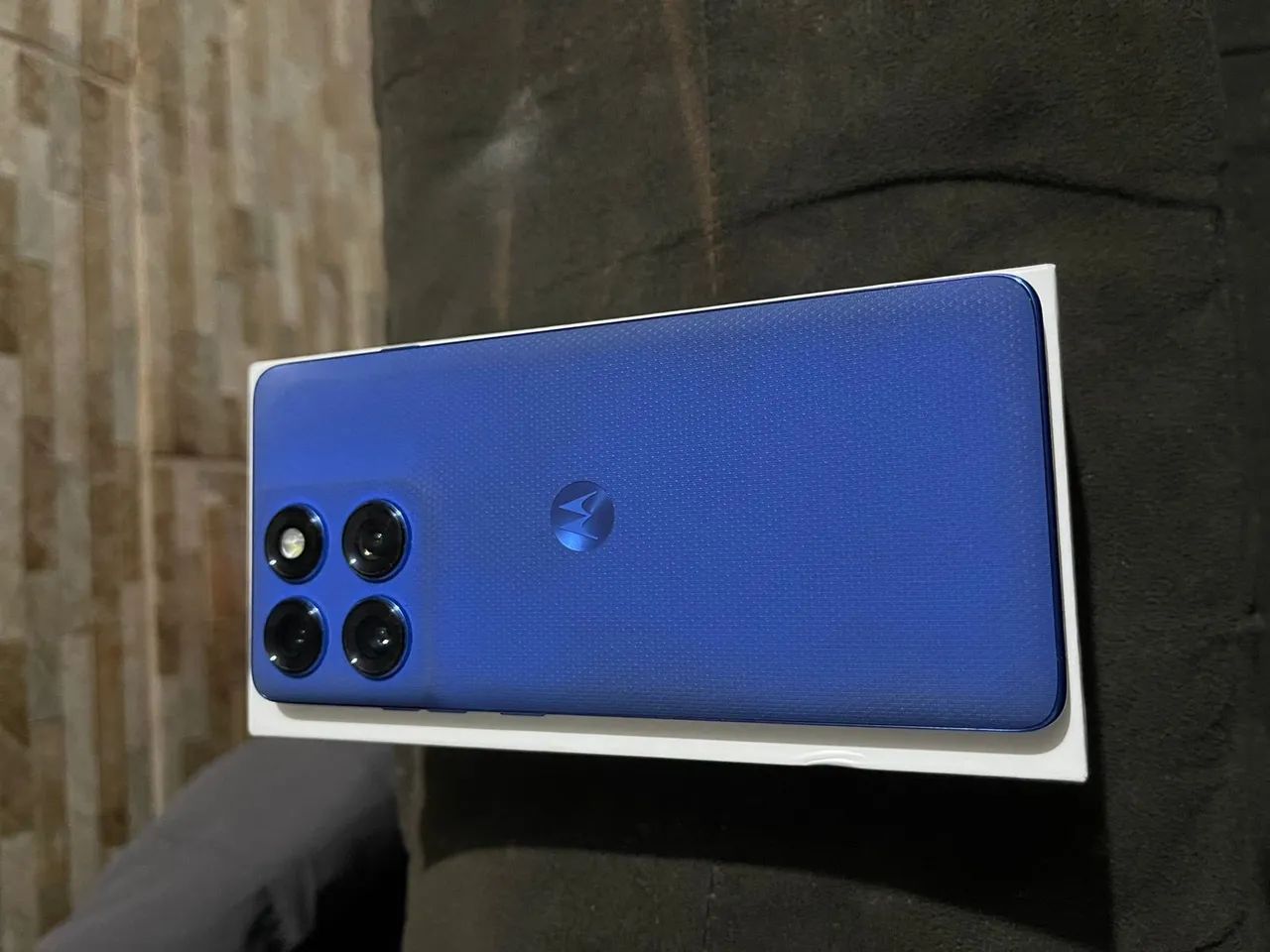 Moto Edge 60 Pro - Foto 2