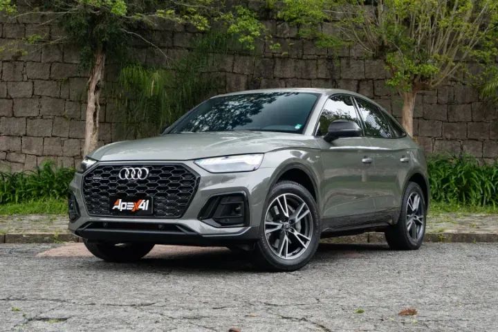 Audi Q5 SB P Black. 2.0 TFSIe S.tr. QT (hib.) 2024