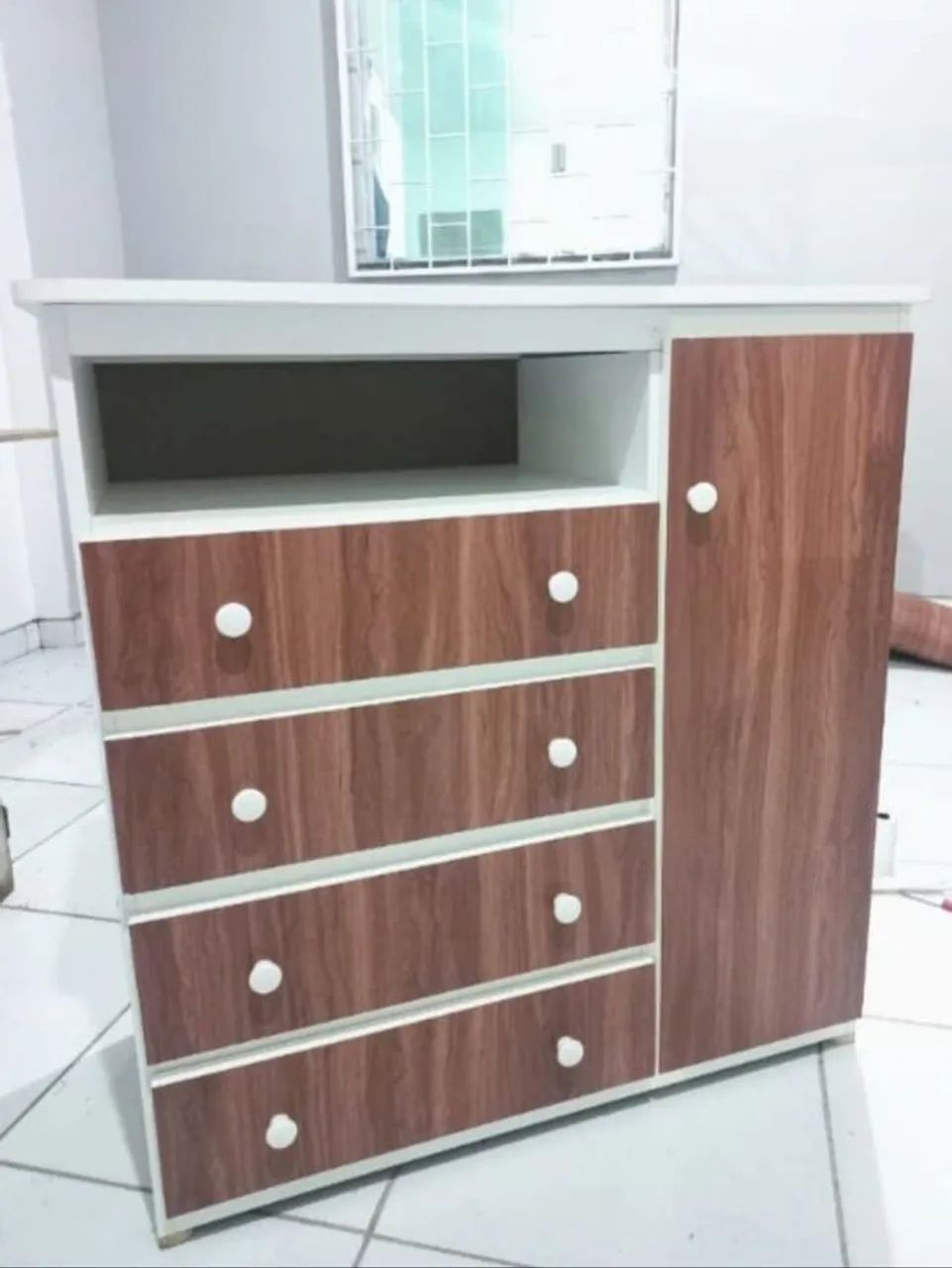 Cômoda de 5 gaveta com sapateira 