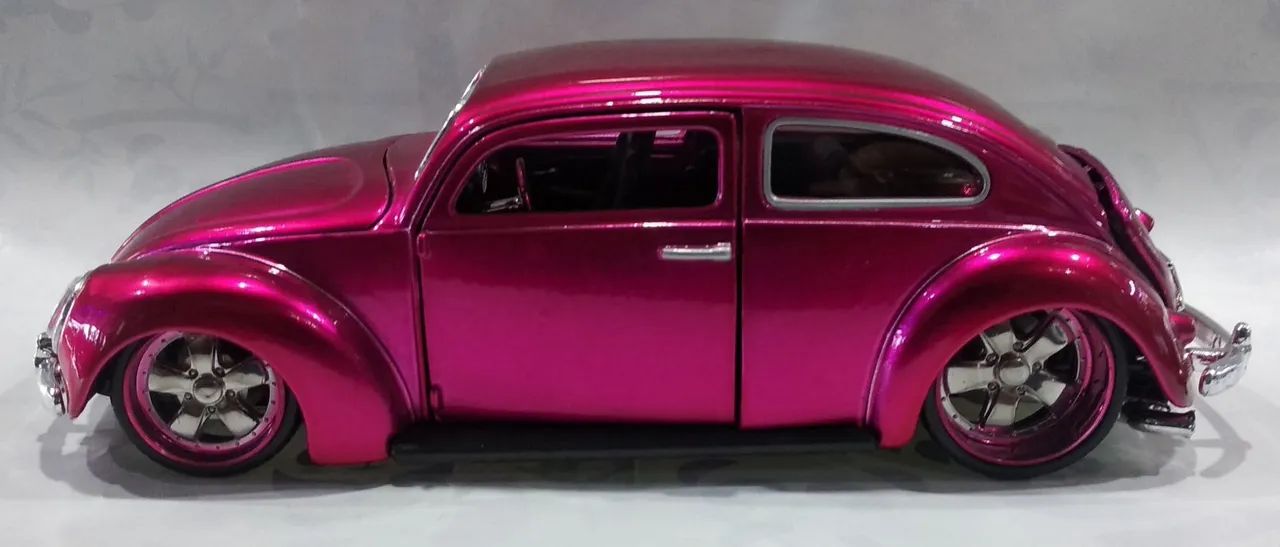 Miniatura Fusca VW Beetle Maisto 1:24 - Foto 5