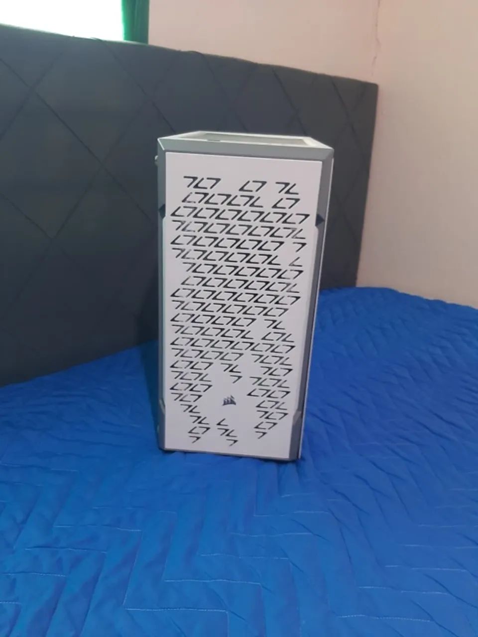 Gabinete Gamer Corsair 220T