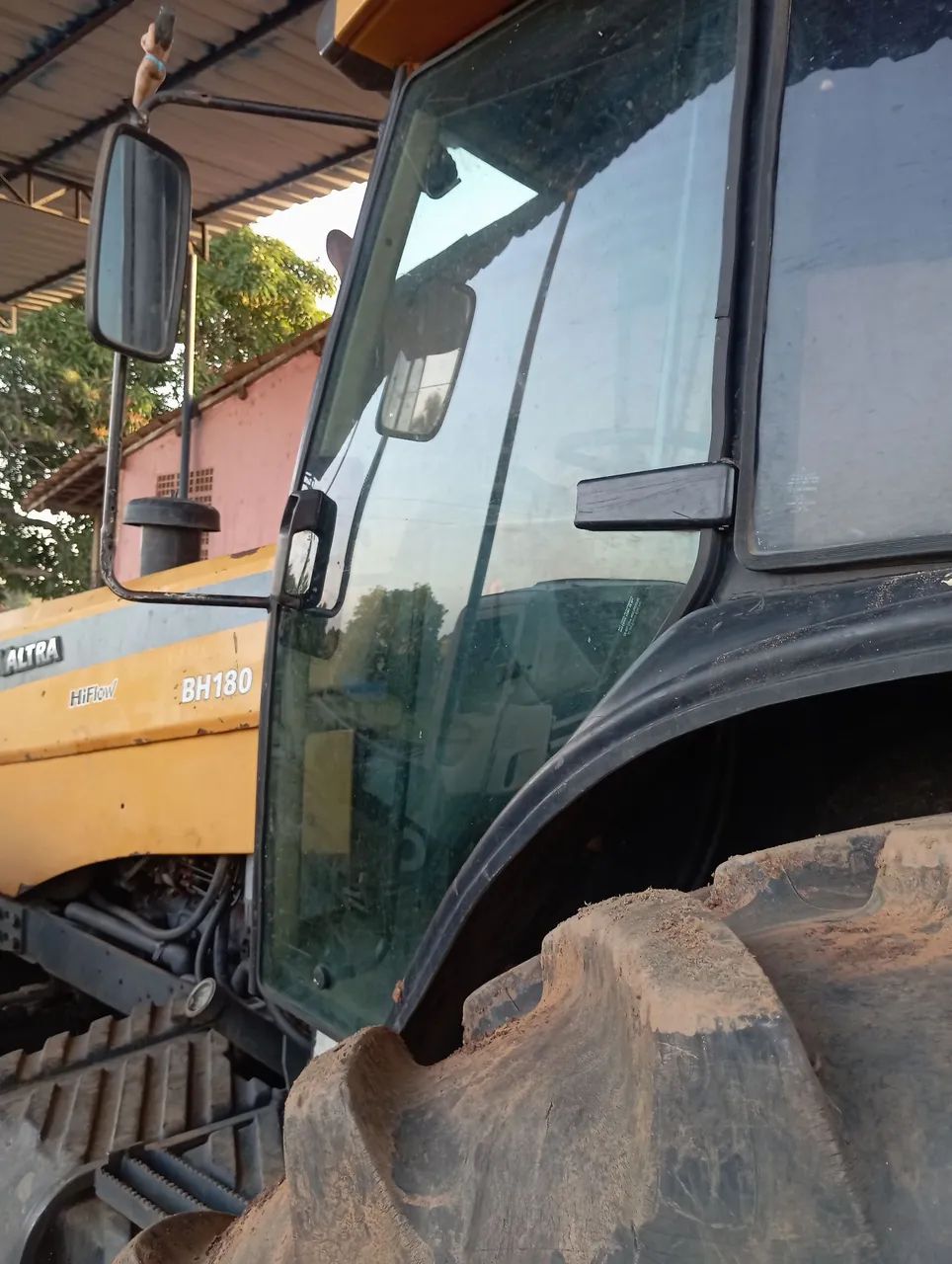 Trator Valtra BH 180 - Foto 3