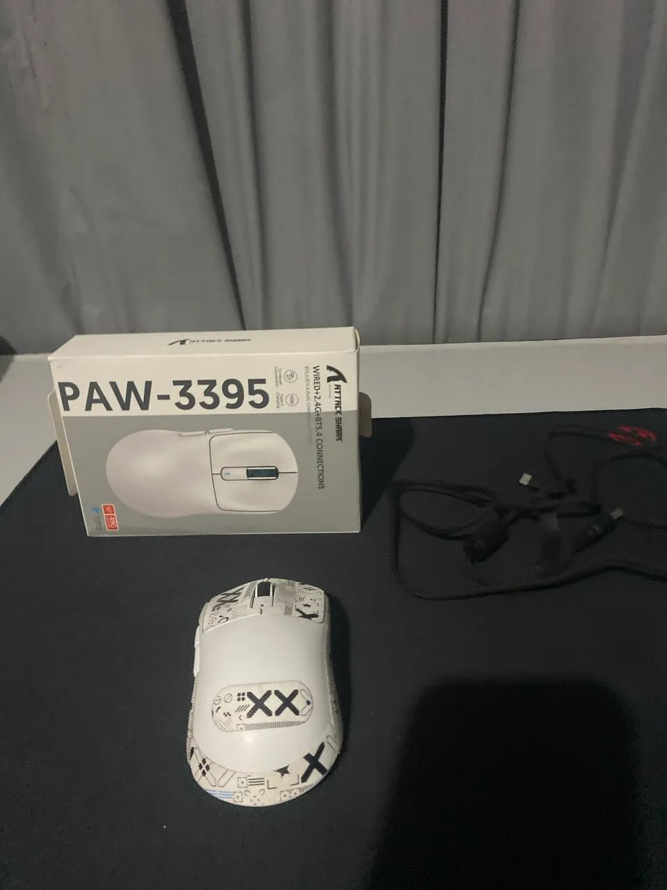 Mouse attack shark x3440254938114969601