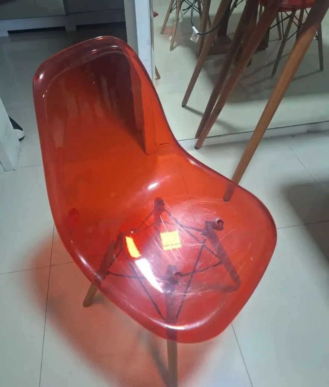 Cadeira acrílico estilo moderno 