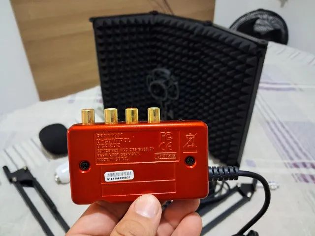 Kit podcast: Microfone BM800 + Interface Behringer + Isolamento Portátil - Foto 2