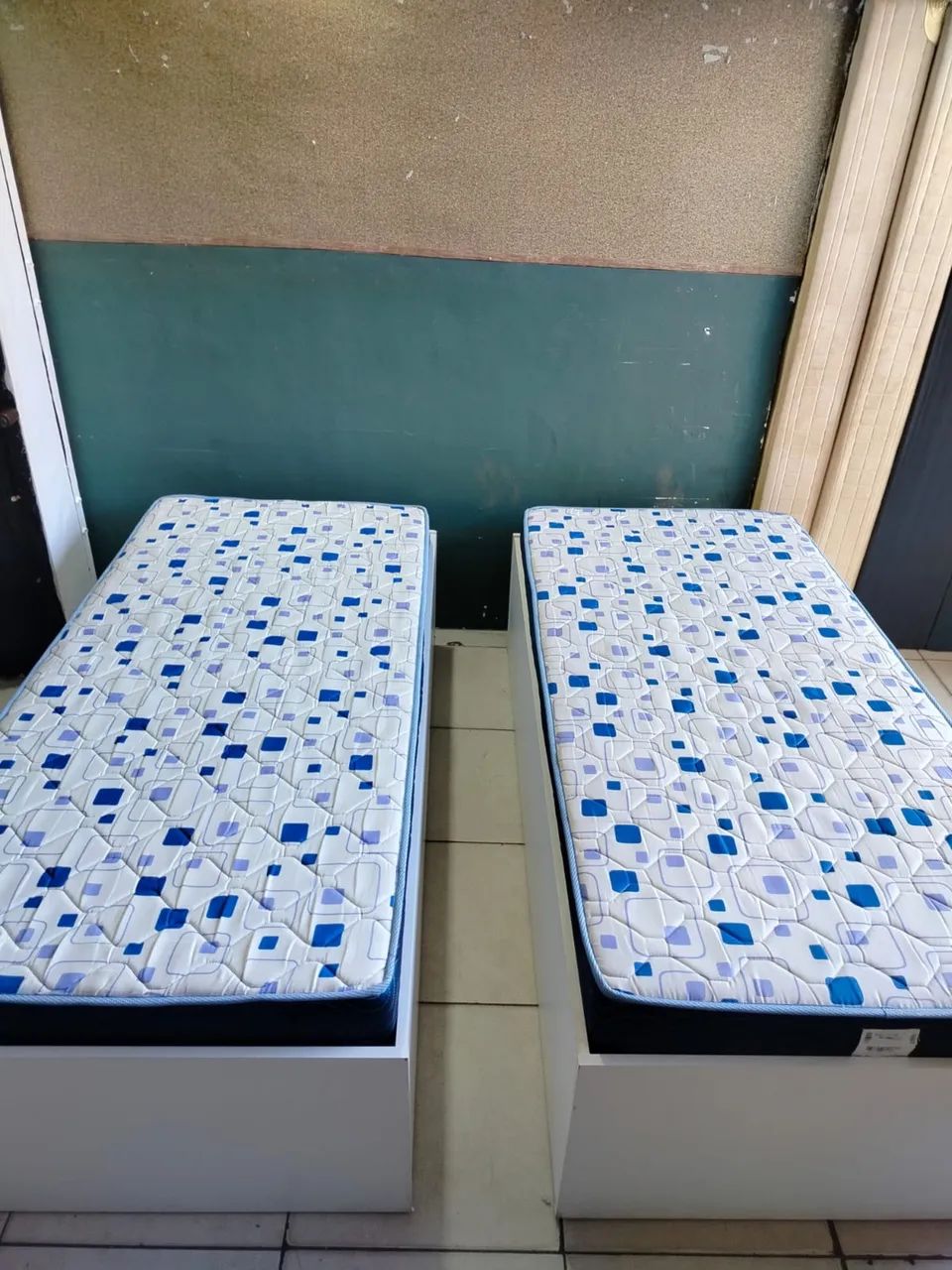 Cama 100% MDF SOLTEIRO + colchão da ORTOBOM SEMI MOVO
