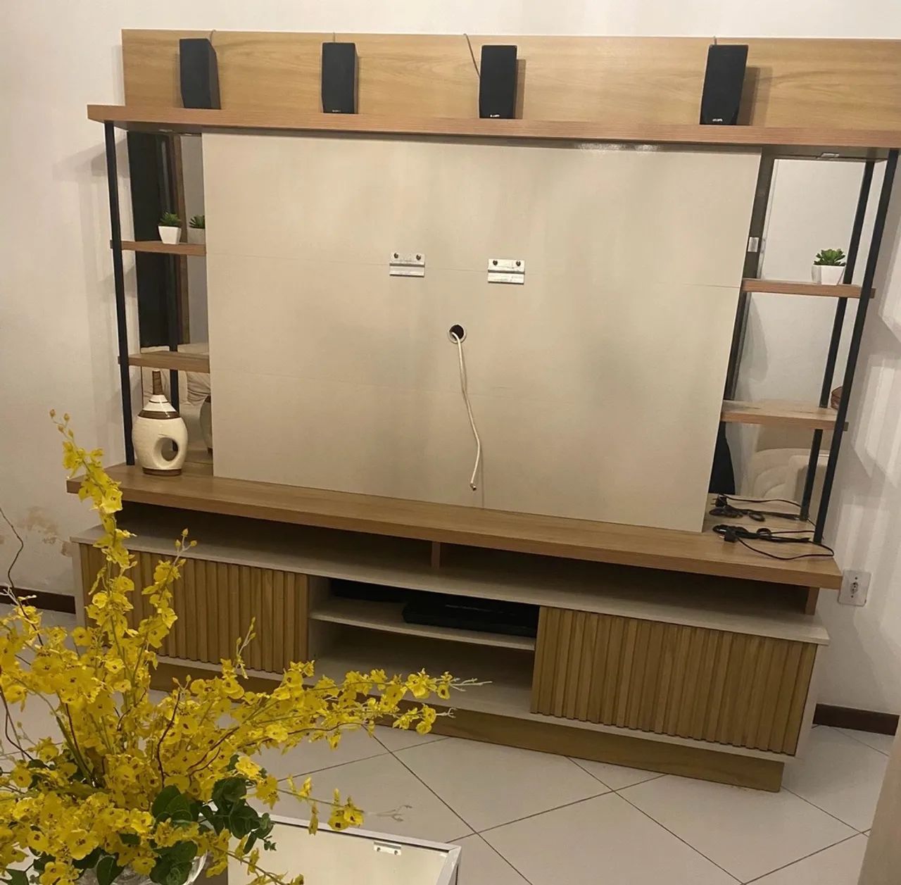 Estante Home