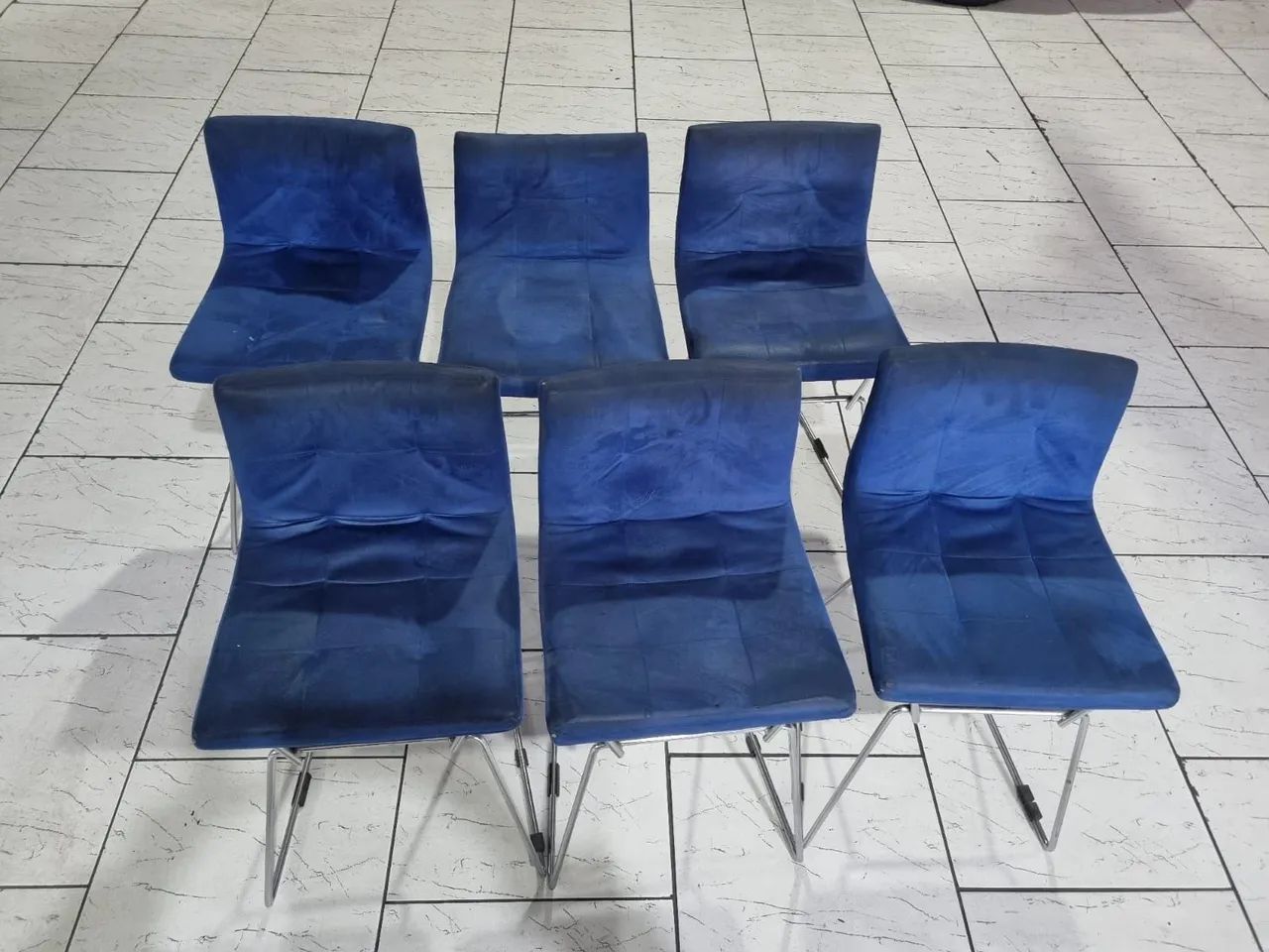 Cadeiras acolchoadas (Precisa higienizar) - Foto 2