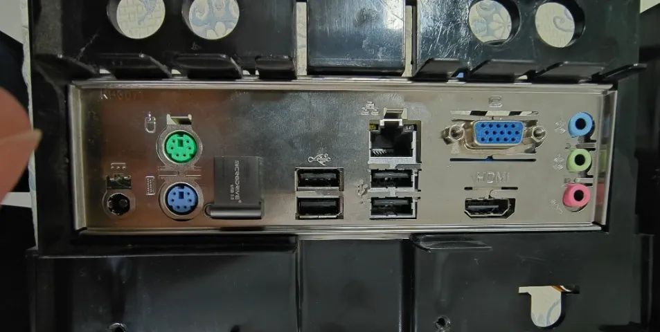 Gabinete PC Positivo Master T50 Intel Celeron HD 2TB memória 4gb - Foto 4