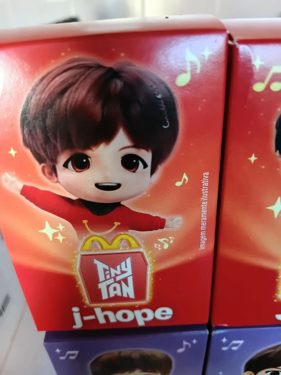 4 Bonecos Jimin V j-hope e Jin bts McDonald's na caixa - Foto 2