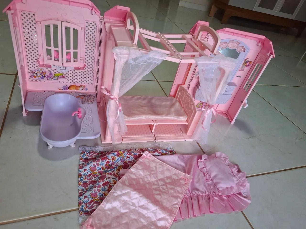 Casa romântica da barbie  - Foto 4