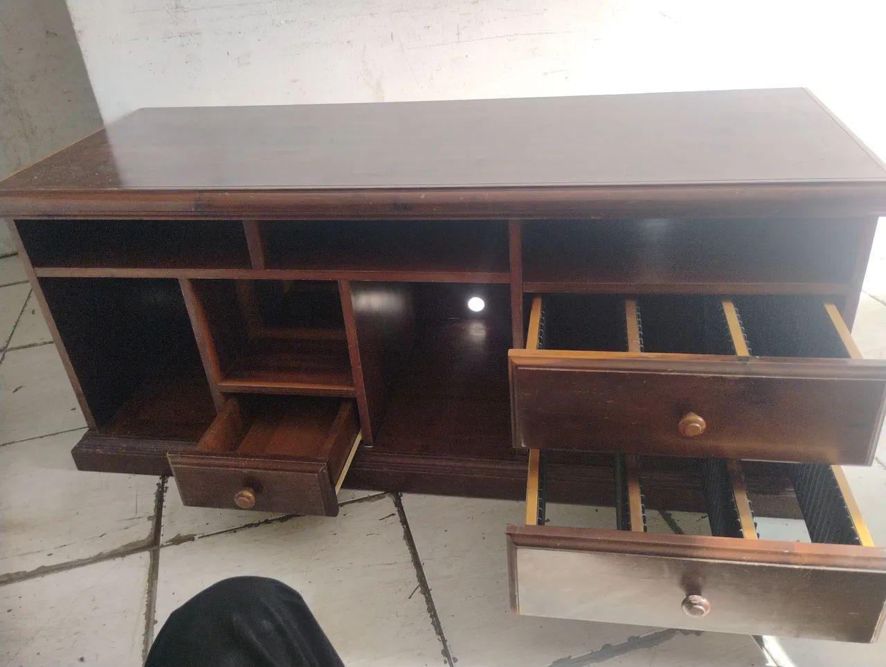 Rack Antigo de Madeira Maciça  - Foto 4