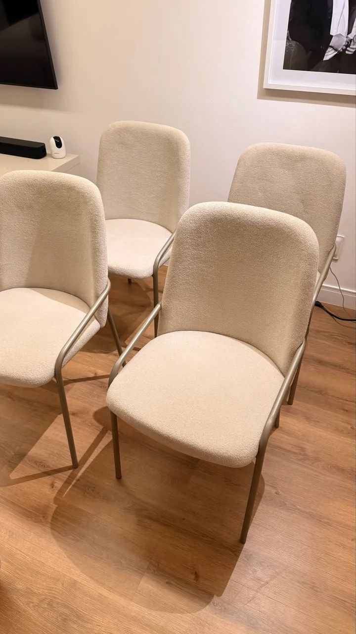 Vende-se conjunto 04 cadeiras  - Foto 4