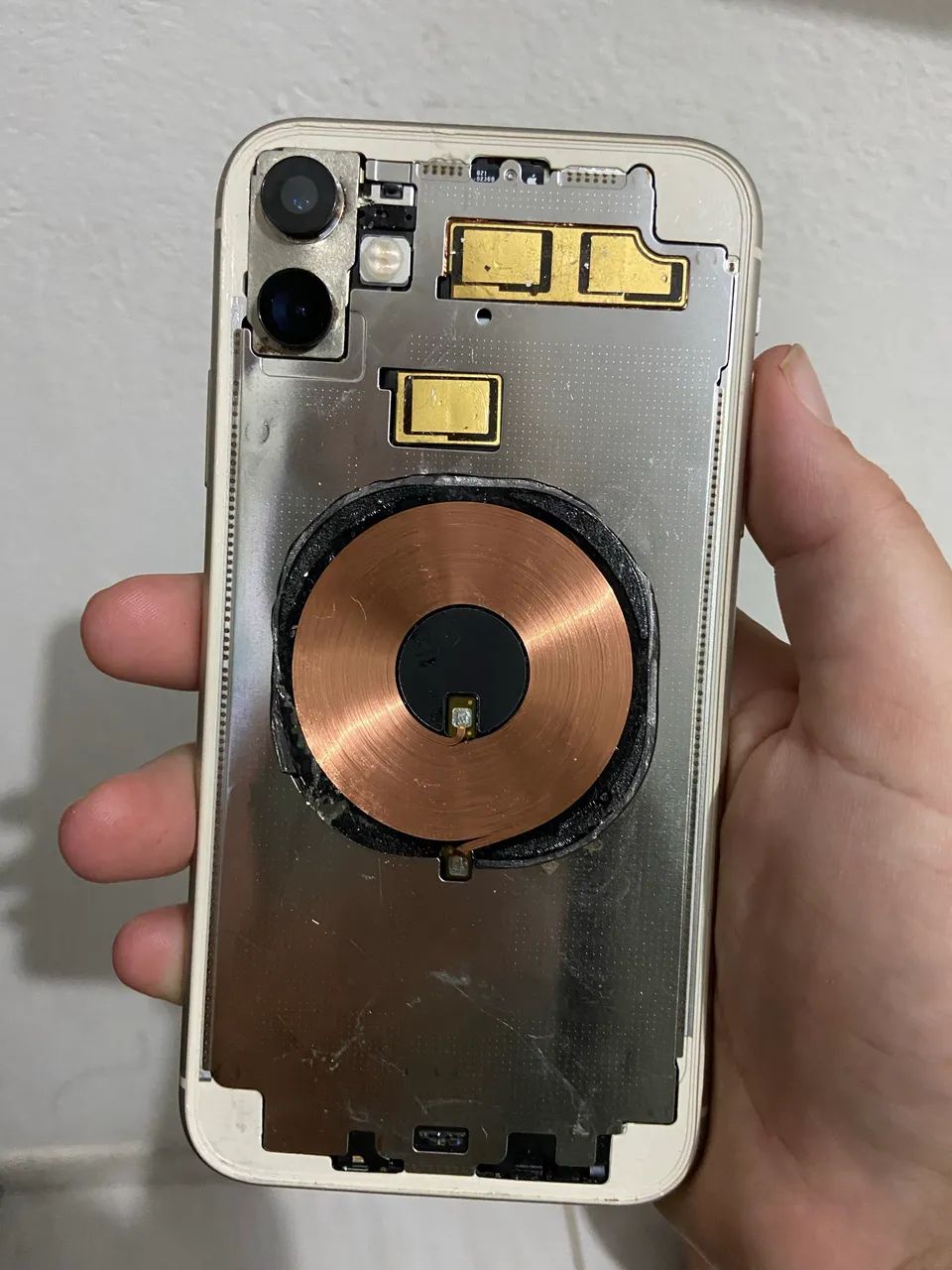 Troca de traseira todos os IPhones  e similares - Foto 3