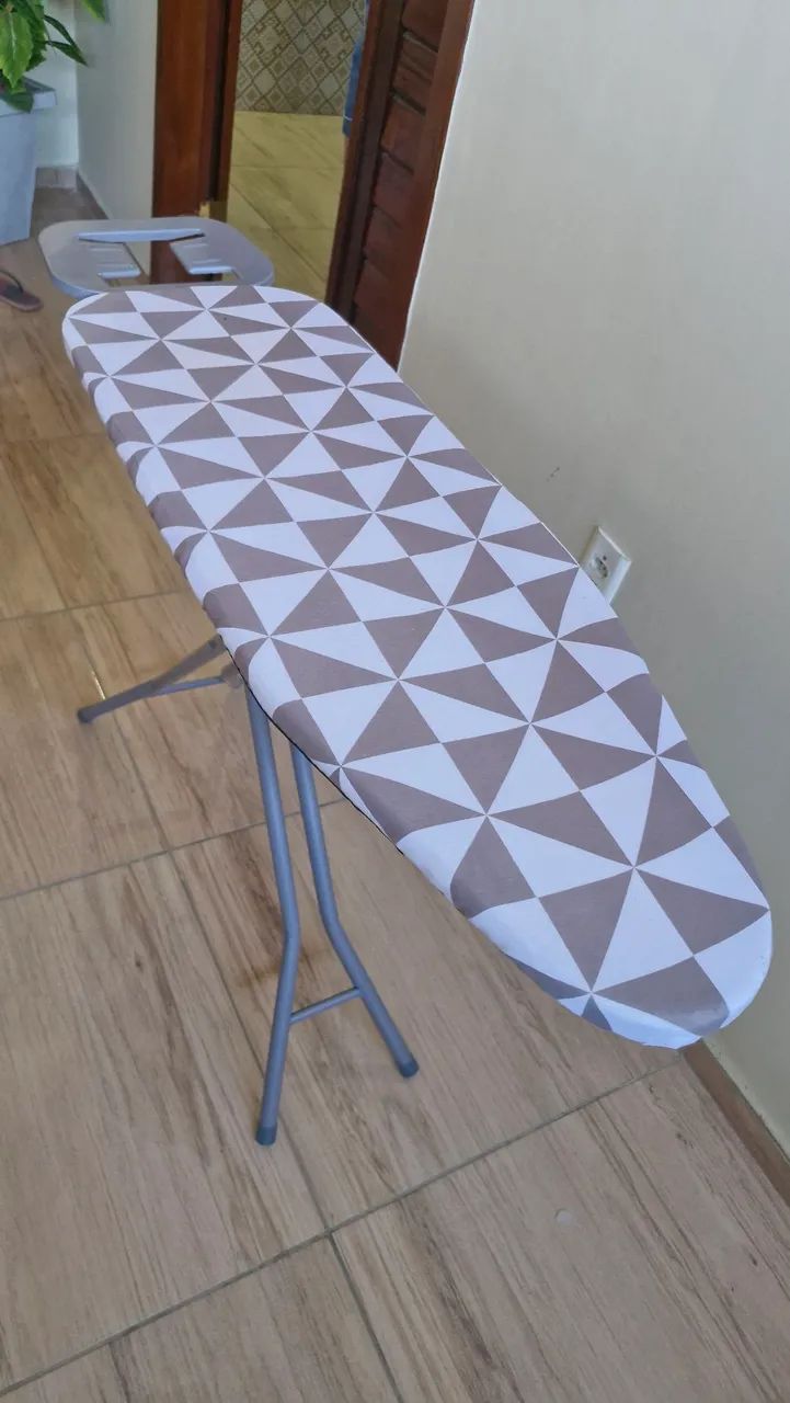Tábua de passar roupa - Foto 3
